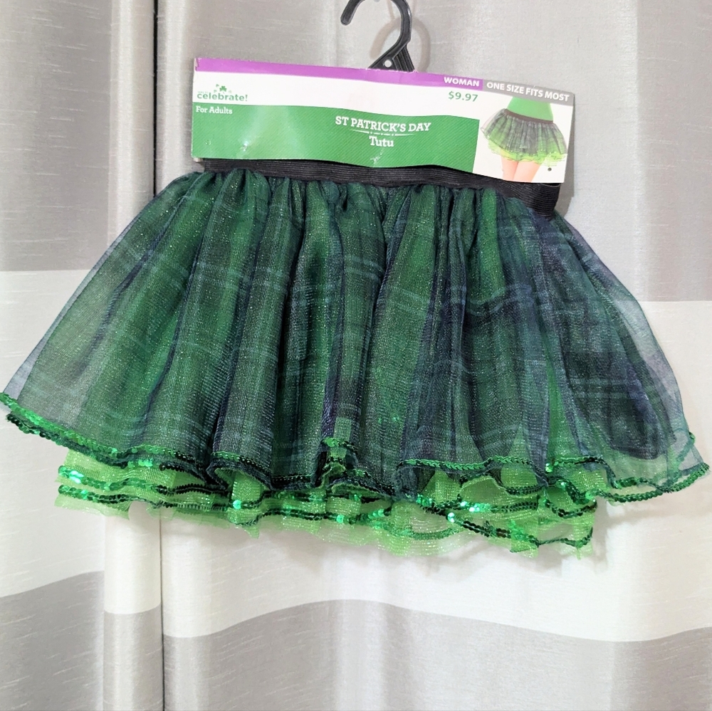 St. Patrick's Day Plaid Green Multilayered Tutu Skirt One Size - Picture 2 of 6